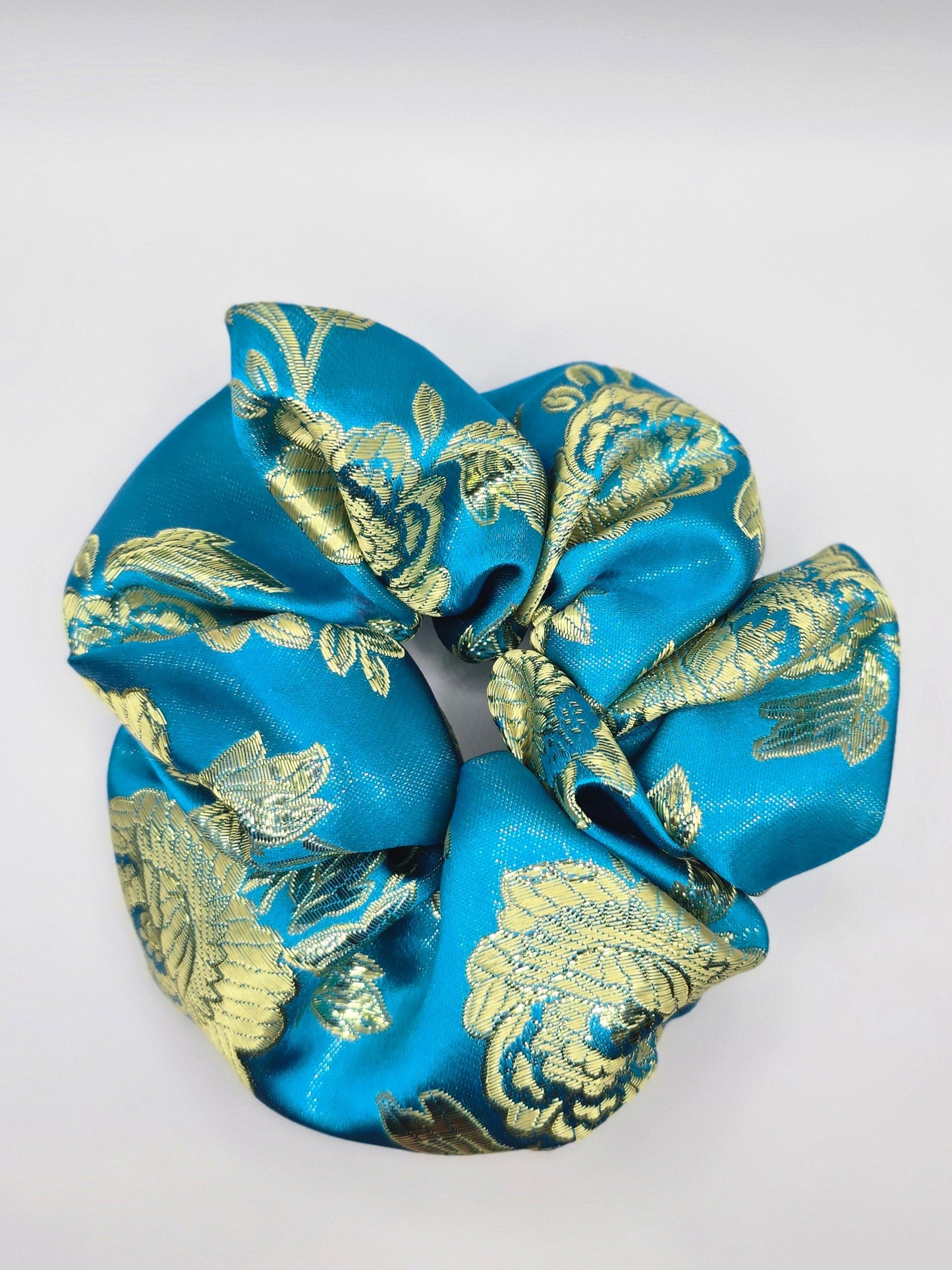 Metallic Sheen Scrunchie 2