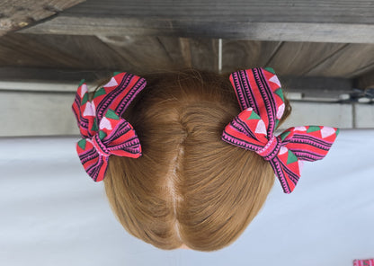Pink Green Triangle Bows