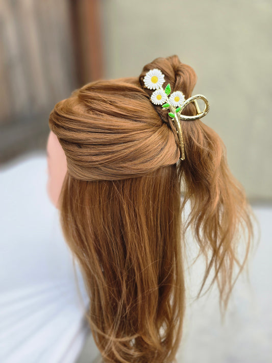 Triple Daisy Claw Clip